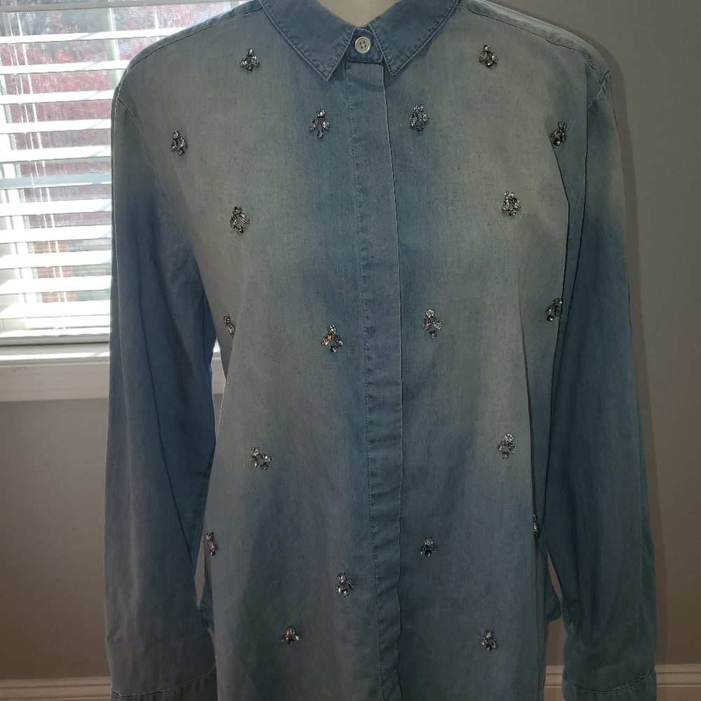 Tesoro Moda Womens M/L Rhinestone Embellish Denim Shirt